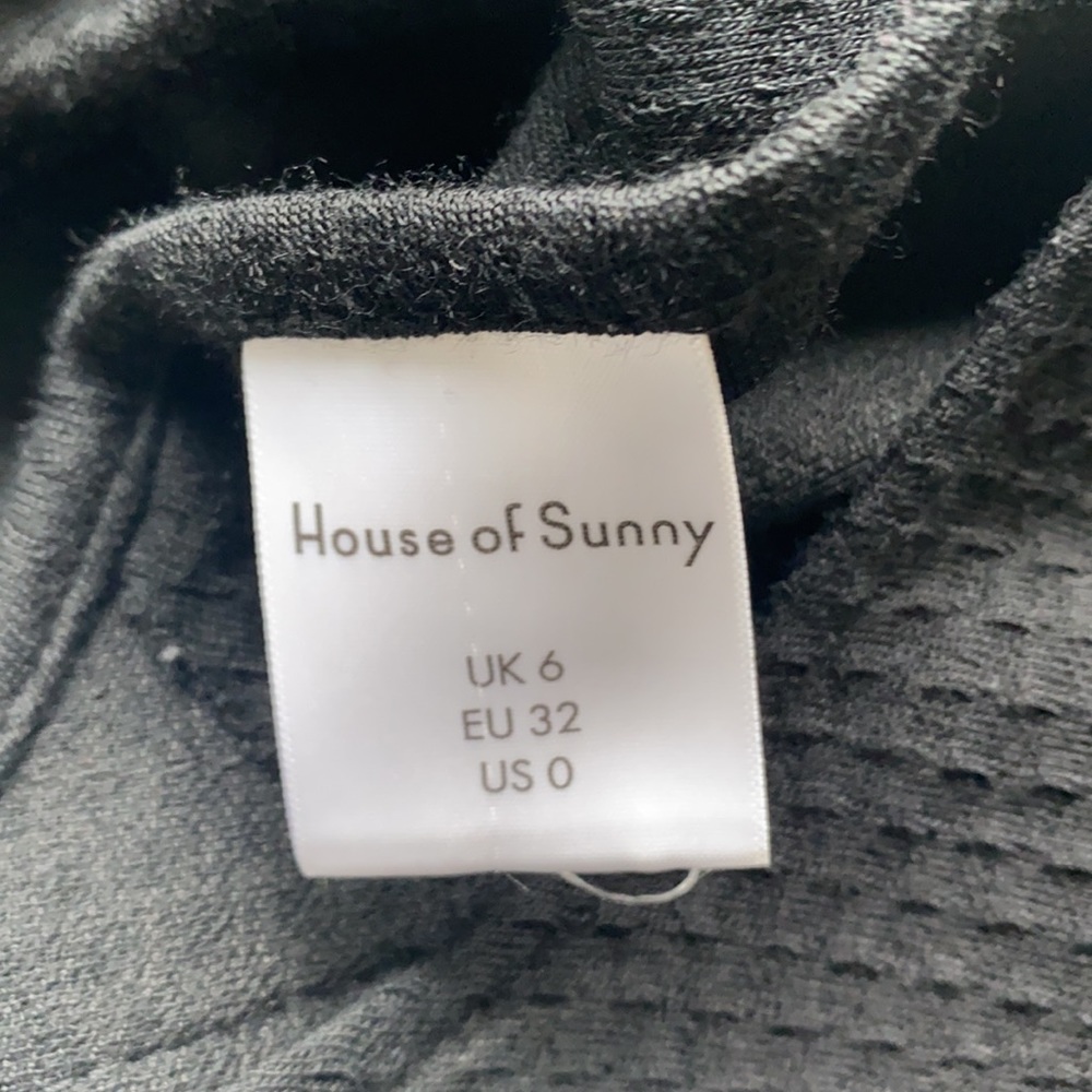 House of Sunny black backless top - Picture 5 of 5